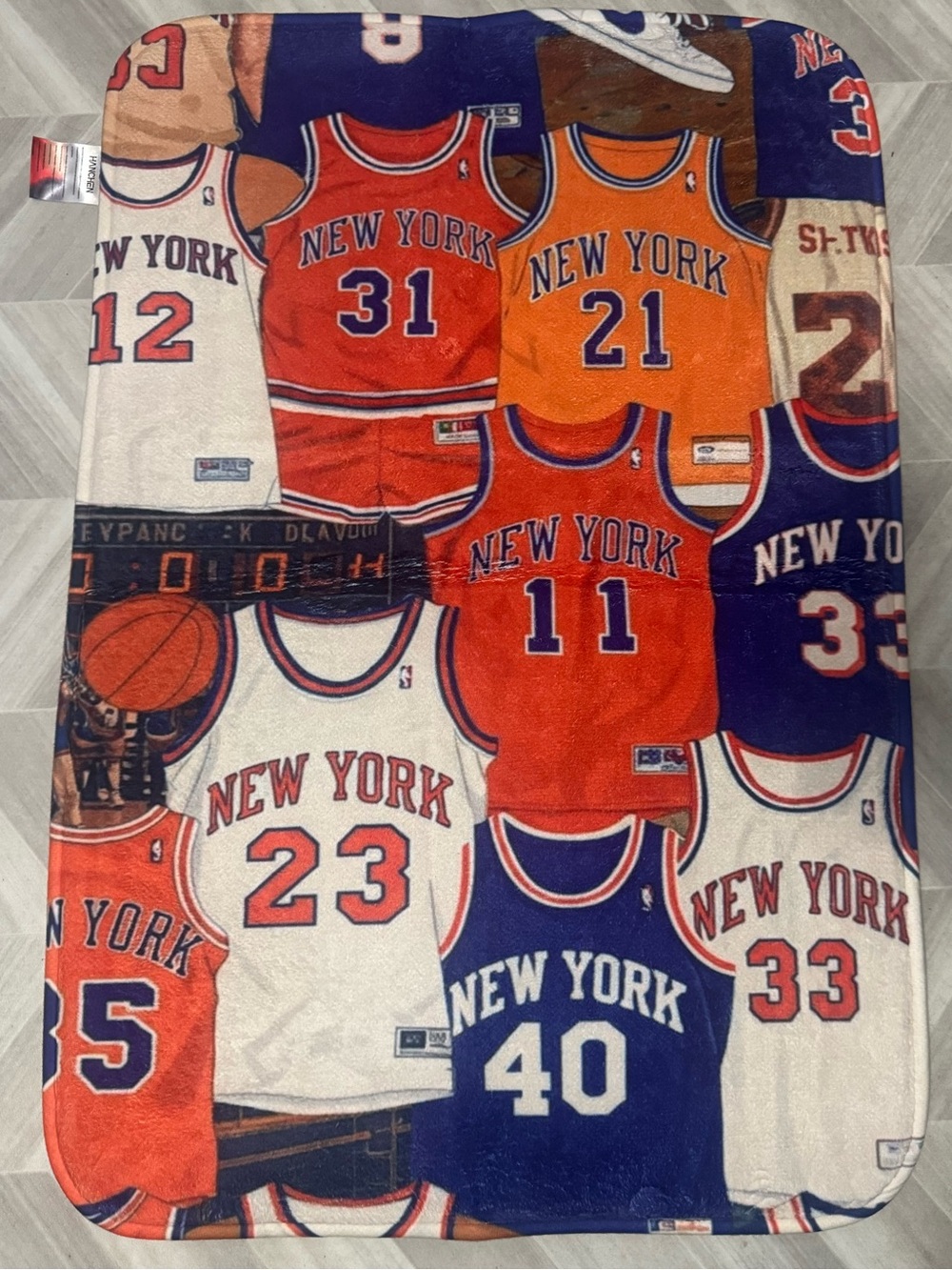 New York Basketball Jersey Print Plush Rug - Orange & Blue